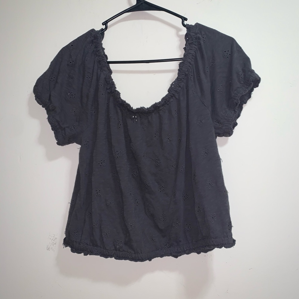 Gray American Eagle off the shoulder crop top